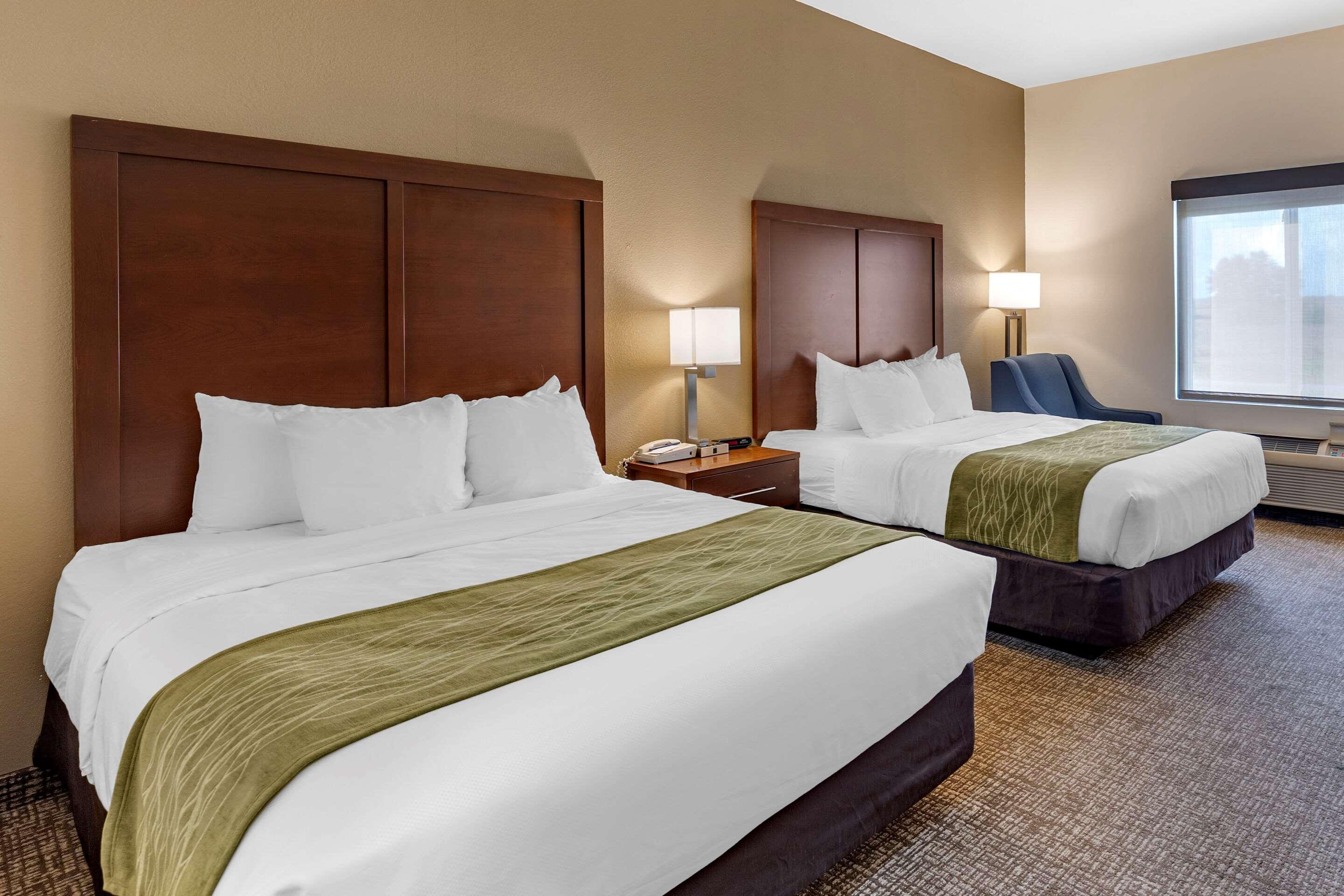 Comfort Inn & Suites Greenville I-70 Kültér fotó