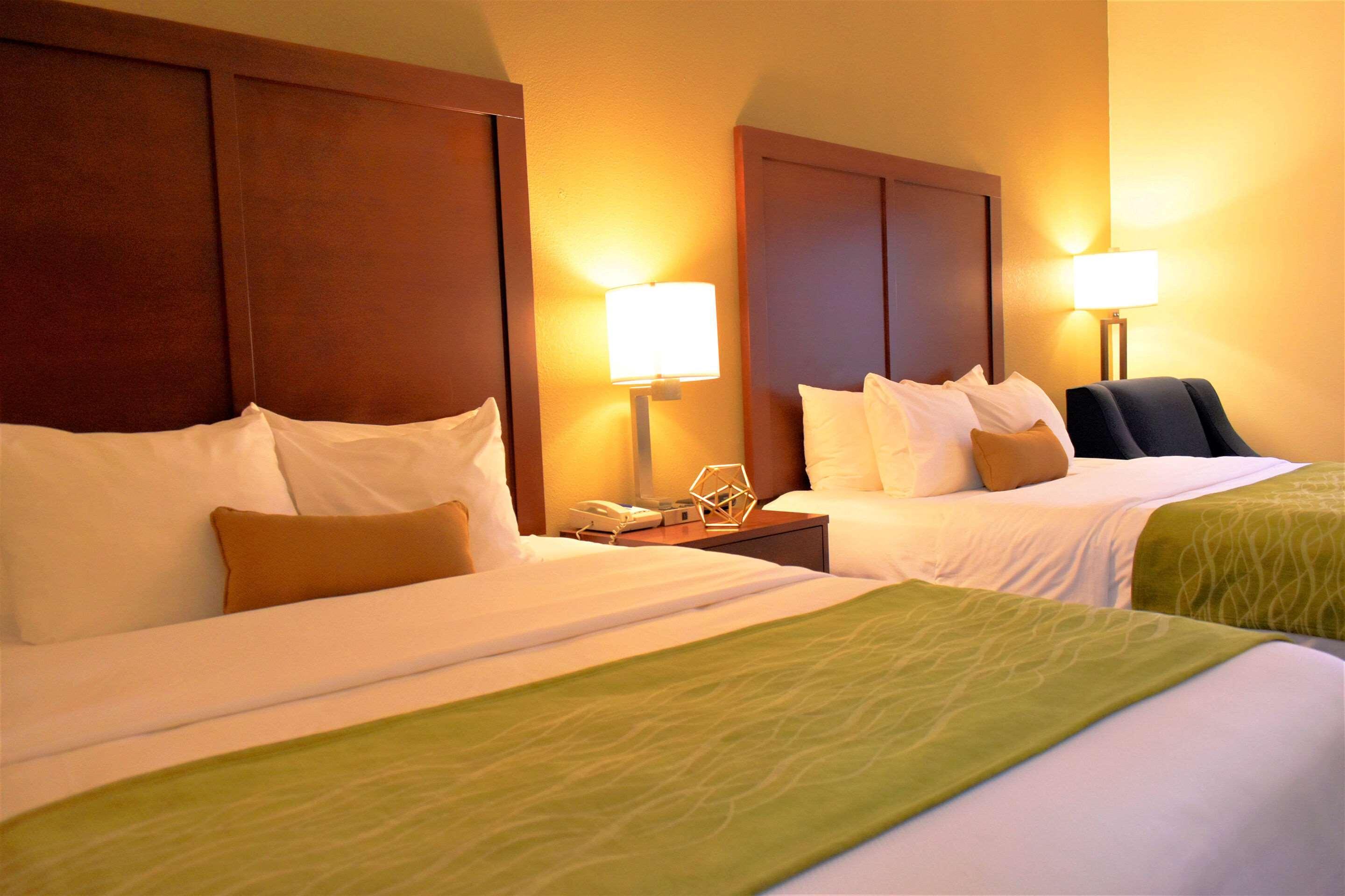 Comfort Inn & Suites Greenville I-70 Kültér fotó