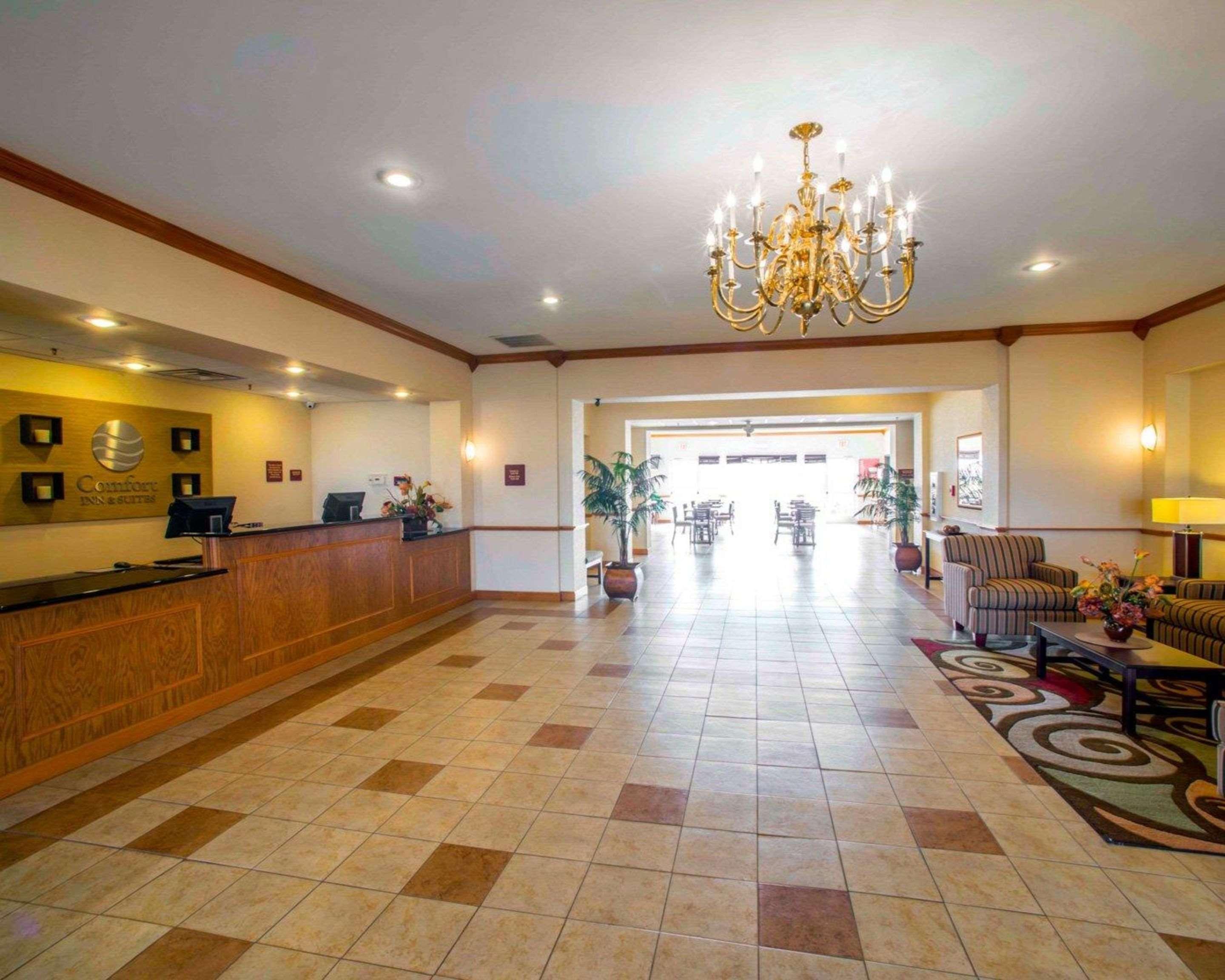 Comfort Inn & Suites Greenville I-70 Kültér fotó