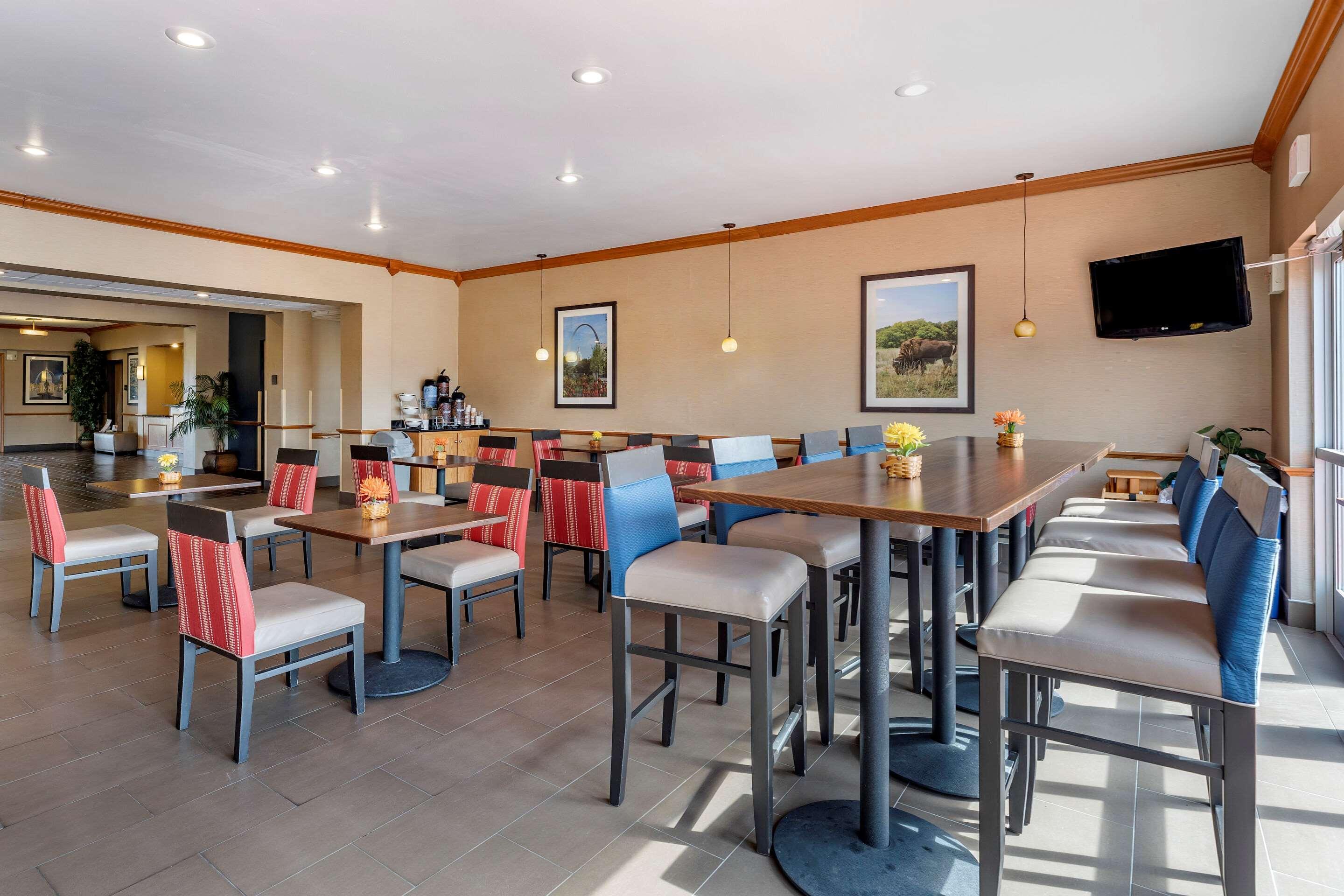 Comfort Inn & Suites Greenville I-70 Kültér fotó